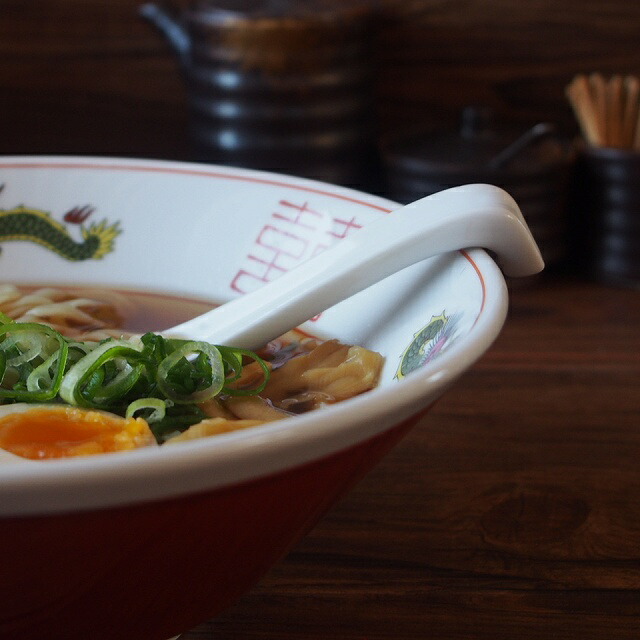楽天市場】レンゲ【強化磁器】大きいひっかけラーメンレンゲ（大