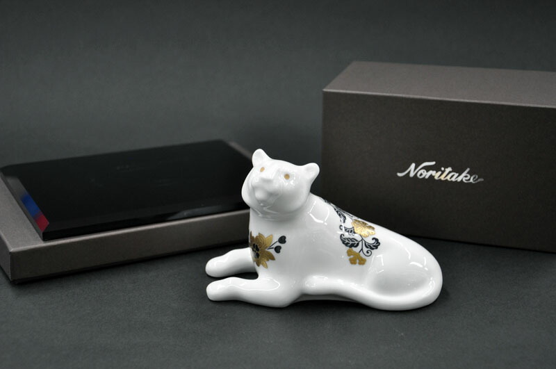 楽天市場】【送料無料】ノリタケ干支置物「寅 (トラ)」2022年 (飾り台