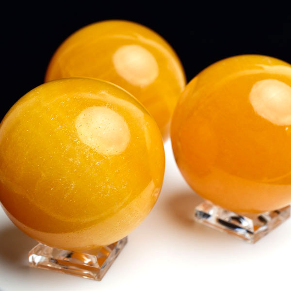 楽天市場】オレンジカルサイト 丸玉 スフィア 置物 【径：約50mm前後