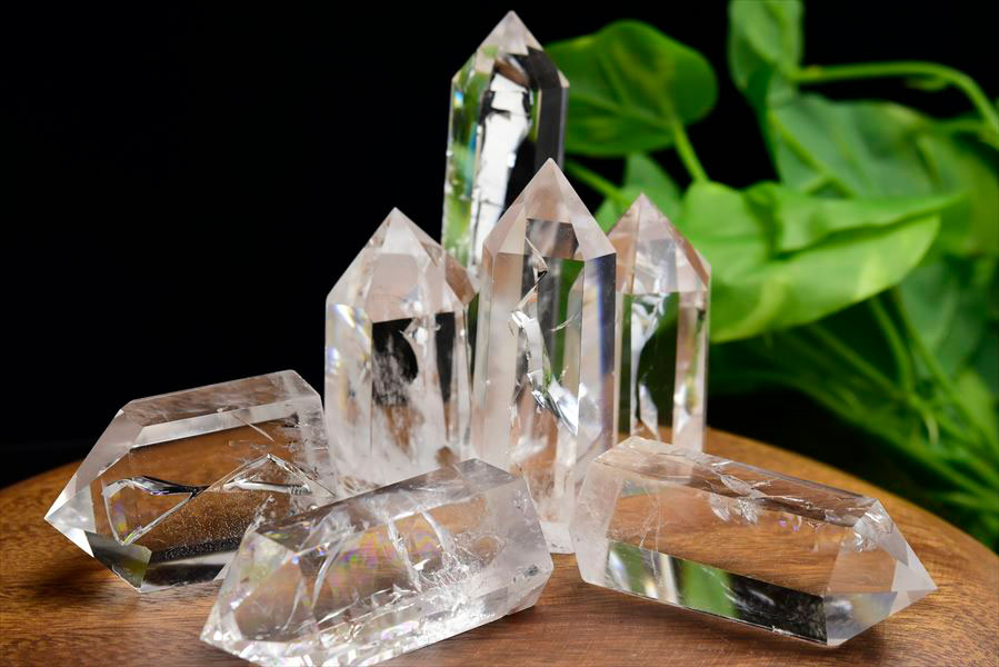 楽天市場】虹入り レインボー 水晶 ポイント 六角柱 □種類お任せ