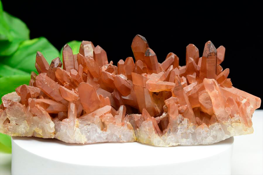 楽天市場】タンジェリンクォーツ 水晶 クラスター 原石 EXグレード