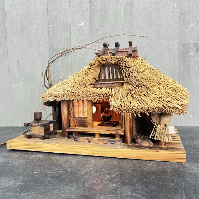 楽天市場】茅葺屋根 古民家 模型 暖かい光の漏れる 田舎暮らし 郷土