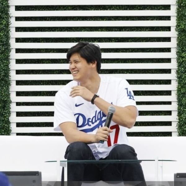 楽天市場】【送料無料】【大人もOK☆キッズサイズ】 MLB公式 NIKE