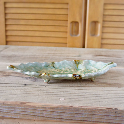 楽天市場】砂ビードロ 26センチ 木の葉皿大皿/和食器/長皿 : ヴァン