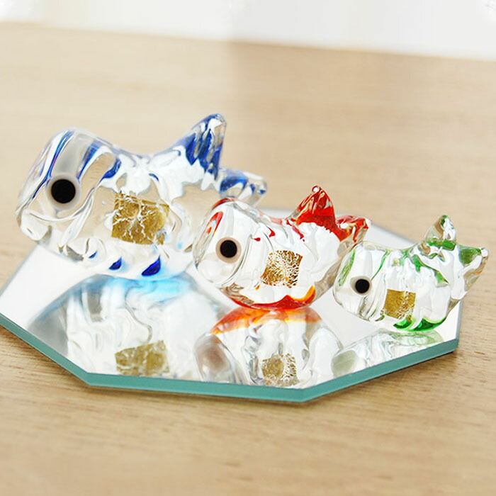 楽天市場】【10％OFFクーポン配布中】ガラス製 鯉のぼり家族（金箔入