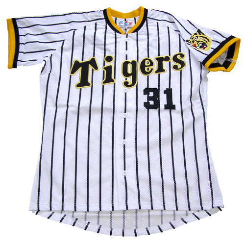 プロ野球 阪神タイガースグッズ】掛布雅之 復刻版ナンバージャージ