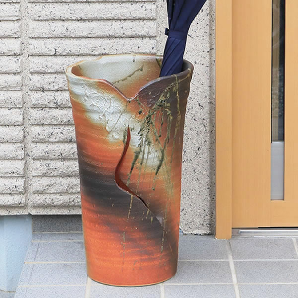 信楽焼傘立て クマさん 高さ43cm 信楽焼 白窯変壺型 傘立 傘立て