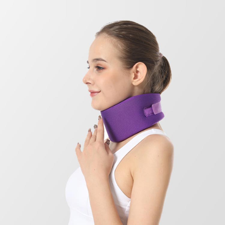 楽天市場】 首コルセット 首枕 頸椎保護 首サポーター ソフト