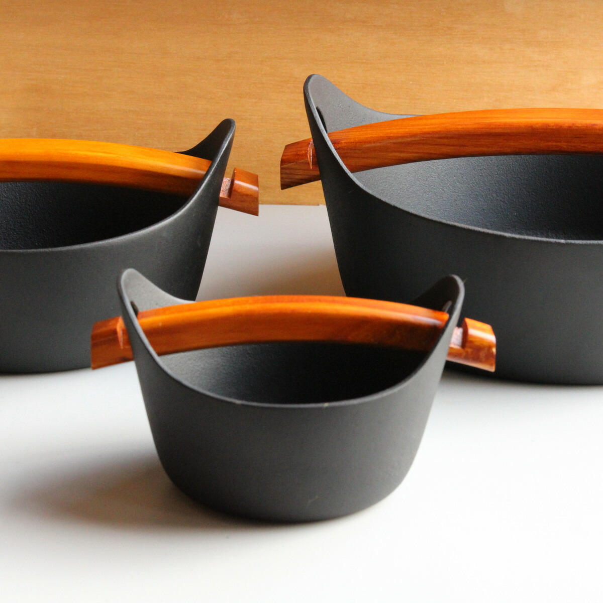 楽天市場】釜定の洋鍋 大/中/小 南部鉄器 鉄鍋 洋鍋 釜定 ギフト