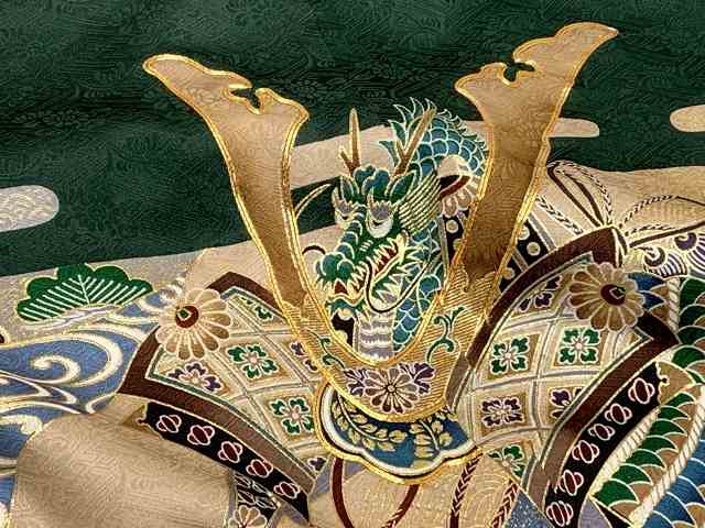 美品‼️七五三 五歳‼️白地紫兜龍金彩金箔裾ゴールド❤️完全フル