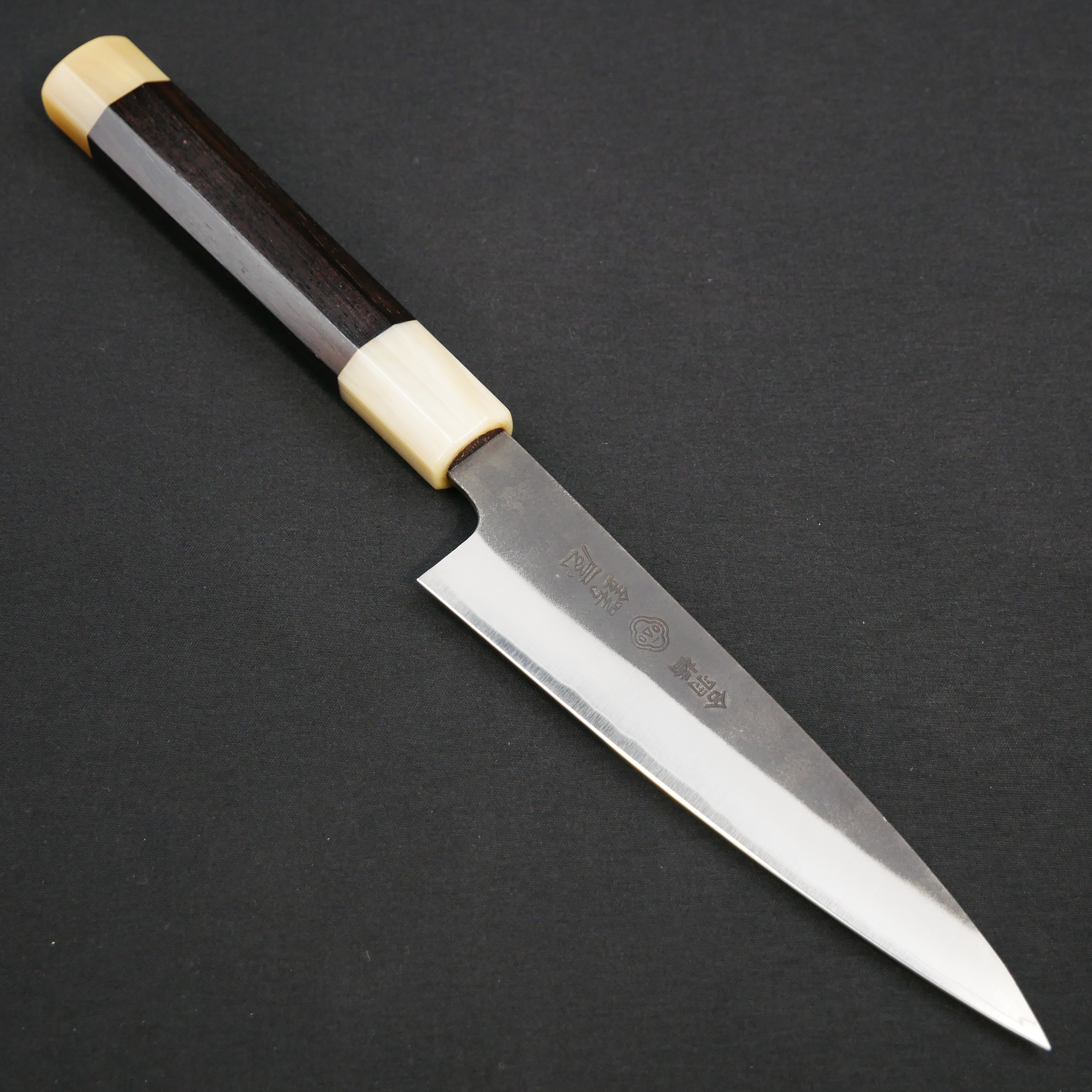 吉田刃物 ZDP189 黒打 ペティ 黒檀八角柄 – つば屋庖丁店