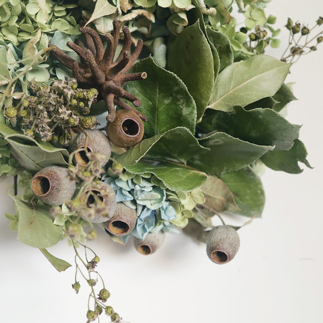 リース］紫陽花・野ばらの実・ユーカリ＜PLAY NATURE＞ 商品ページ