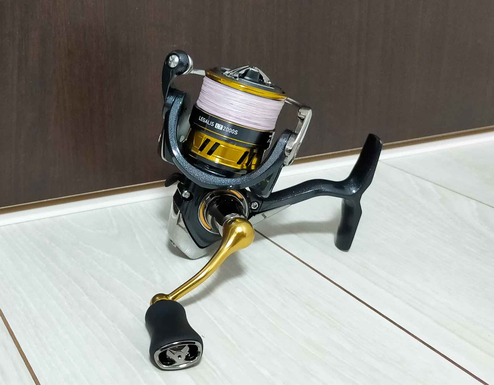 美品】レガリス LT2000S-P Rehkaさん専用 ダイワ レガリス LT2000S-P