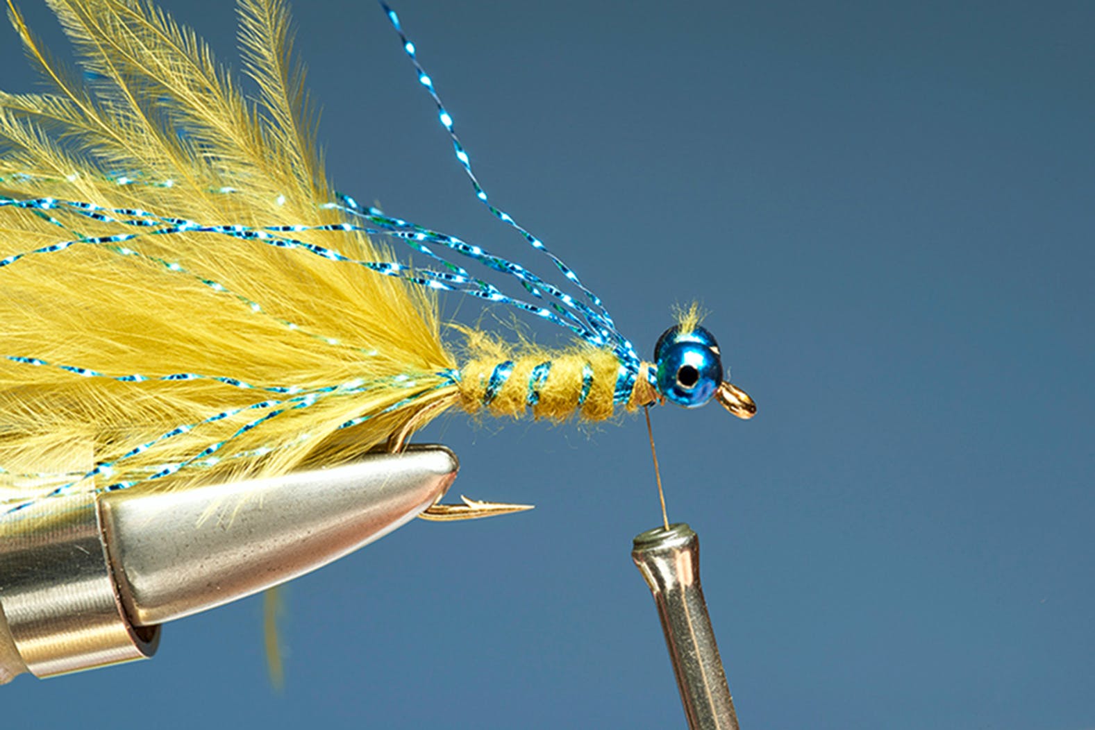 How to tie the Blue-flash Damsel - Trout and Salmon