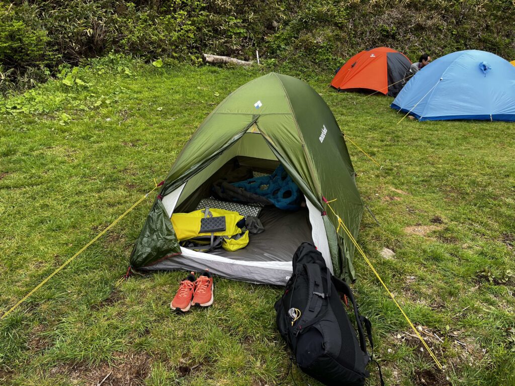 コスパで選ばれる山テント モンベル ステラリッジテント | tree