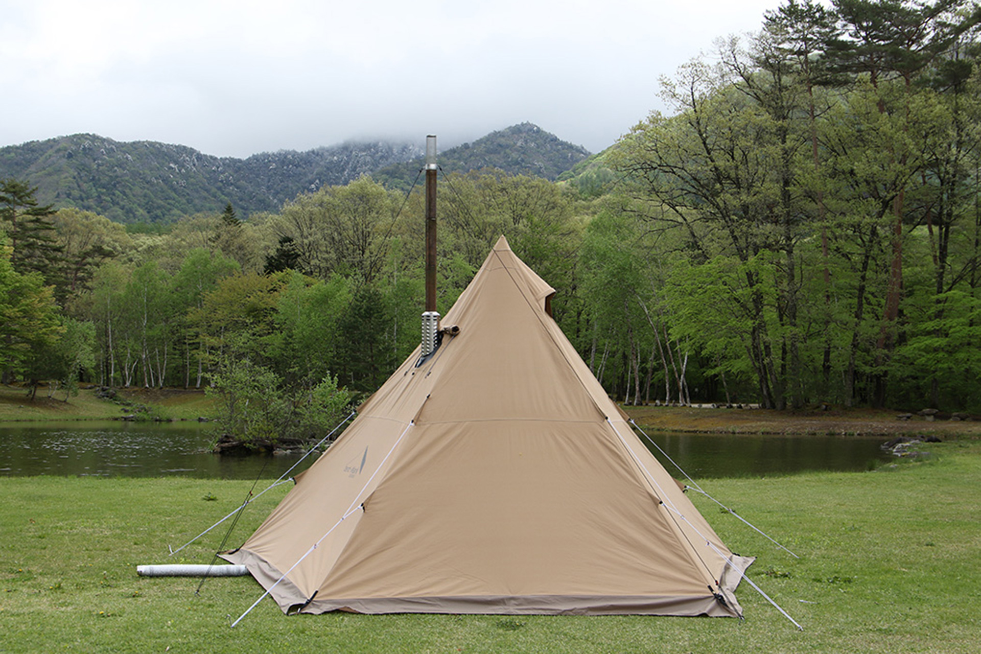 テンマクデザイン、薪ストーブ用テント「サーカスTC+ チムニーウォール