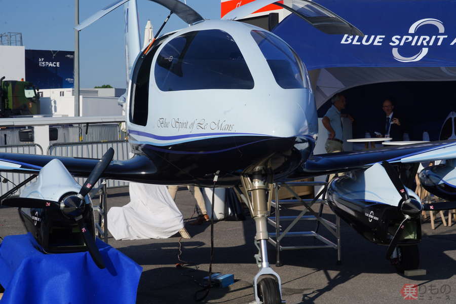 なぜ？ 驚愕の「プロペラ12発飛行機」ついに肉薄！ 「え、そうなってた