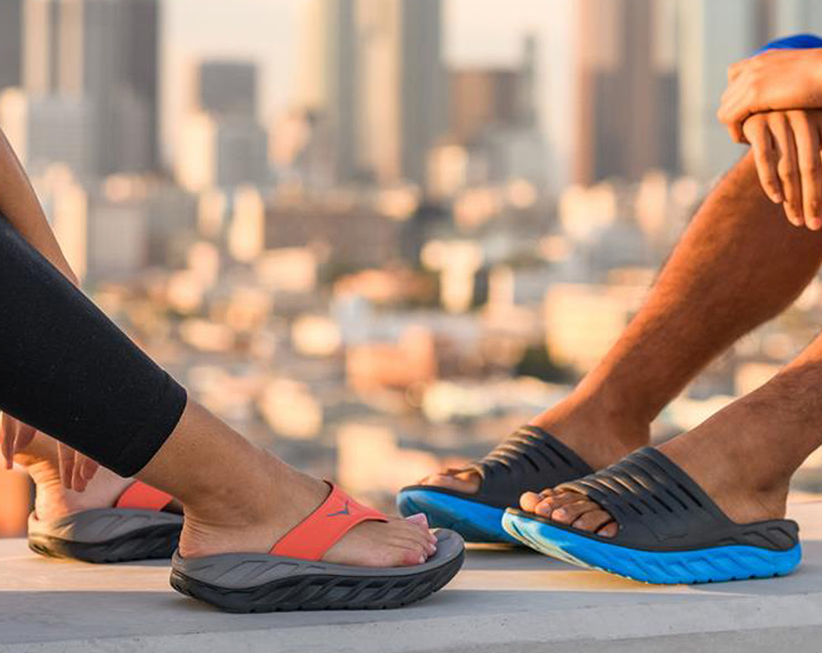 HOKA ONE ONE】リカバリーサンダル｢ORA RECOVERY｣シリーズのデザインを