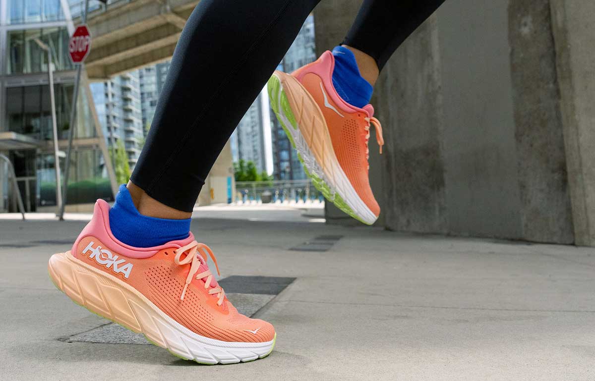 HOKA】通気性とフィット感が向上した安定したスタビリティ・ロード