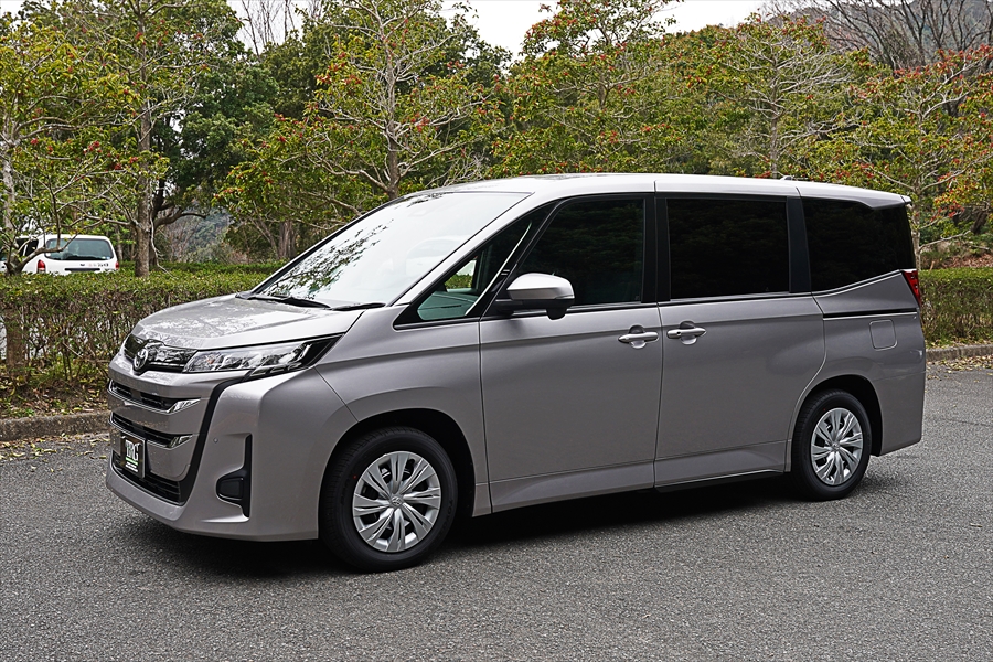 製作事例：23S-014】トヨタ・ノア バン型霊柩車 - 洋型霊柩車の