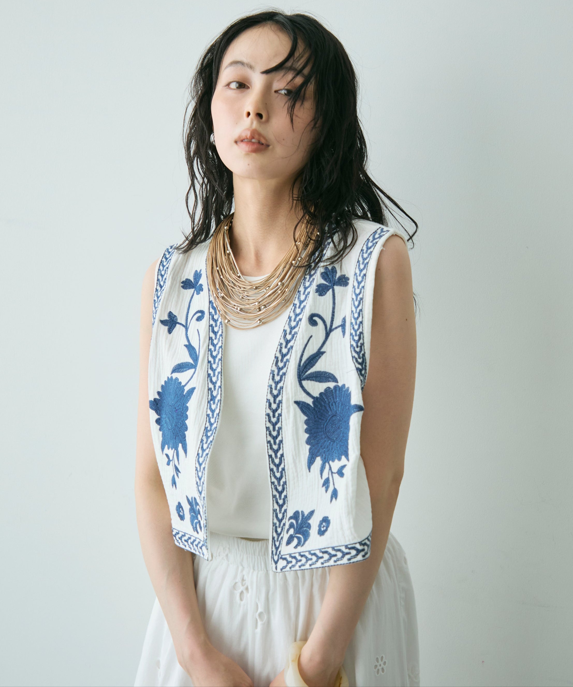 ボタニカル刺繍Wガーゼジレ | Trish