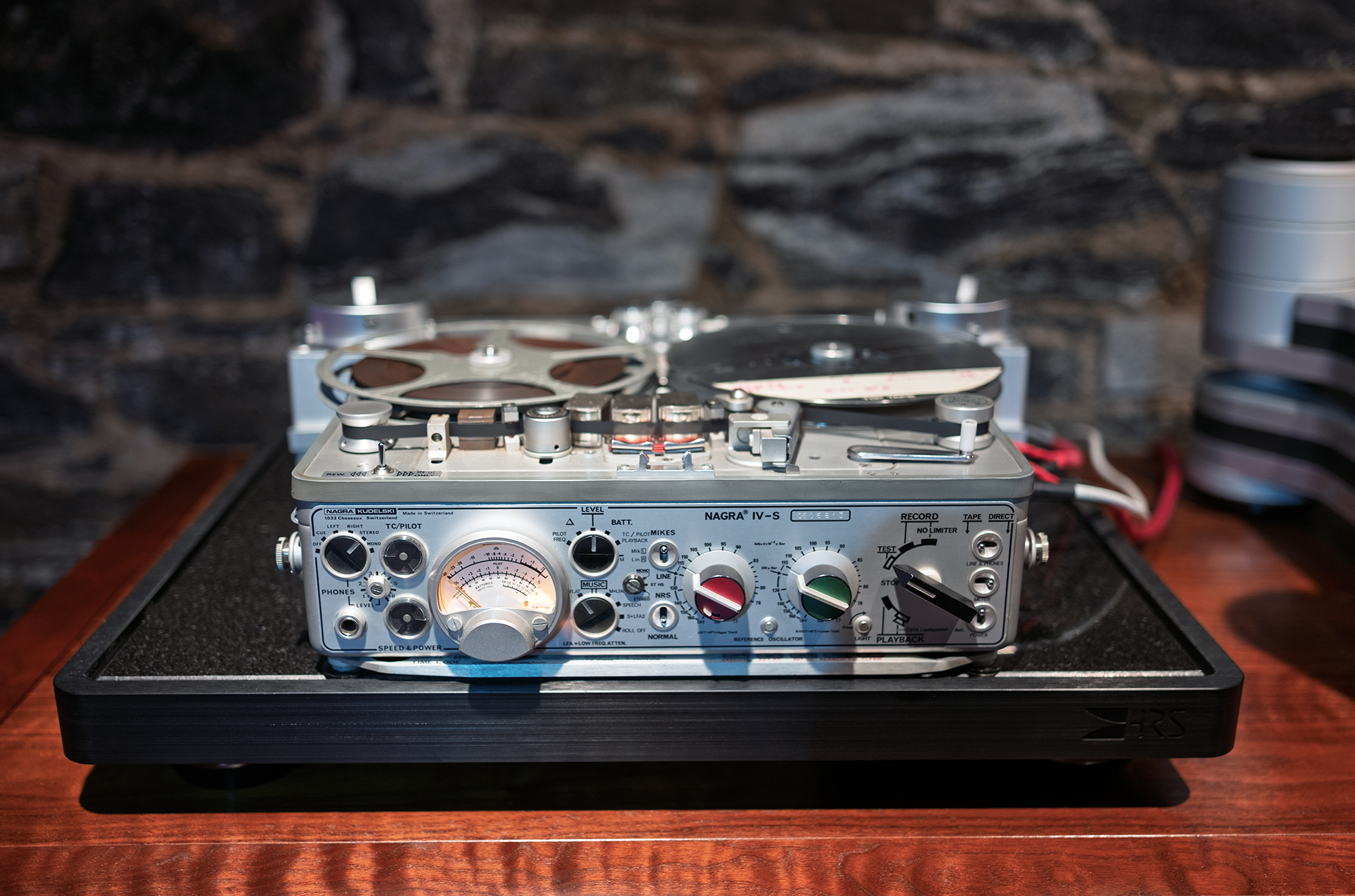 A Duet of Debuts: DeVore Fidelity O/Bronze & Nagra Reference at