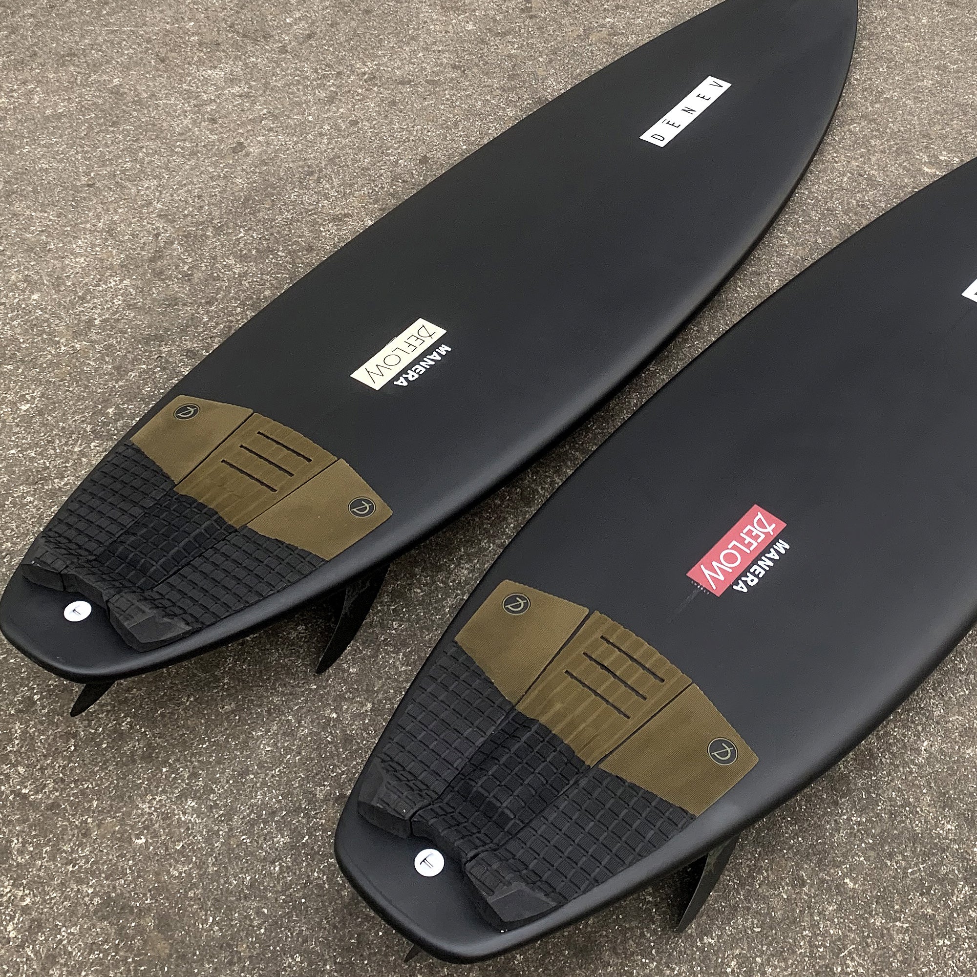 L'OCEAN PAD - OCHRE DEFLOW (デフロー) SURF デッキパッド TRACTION