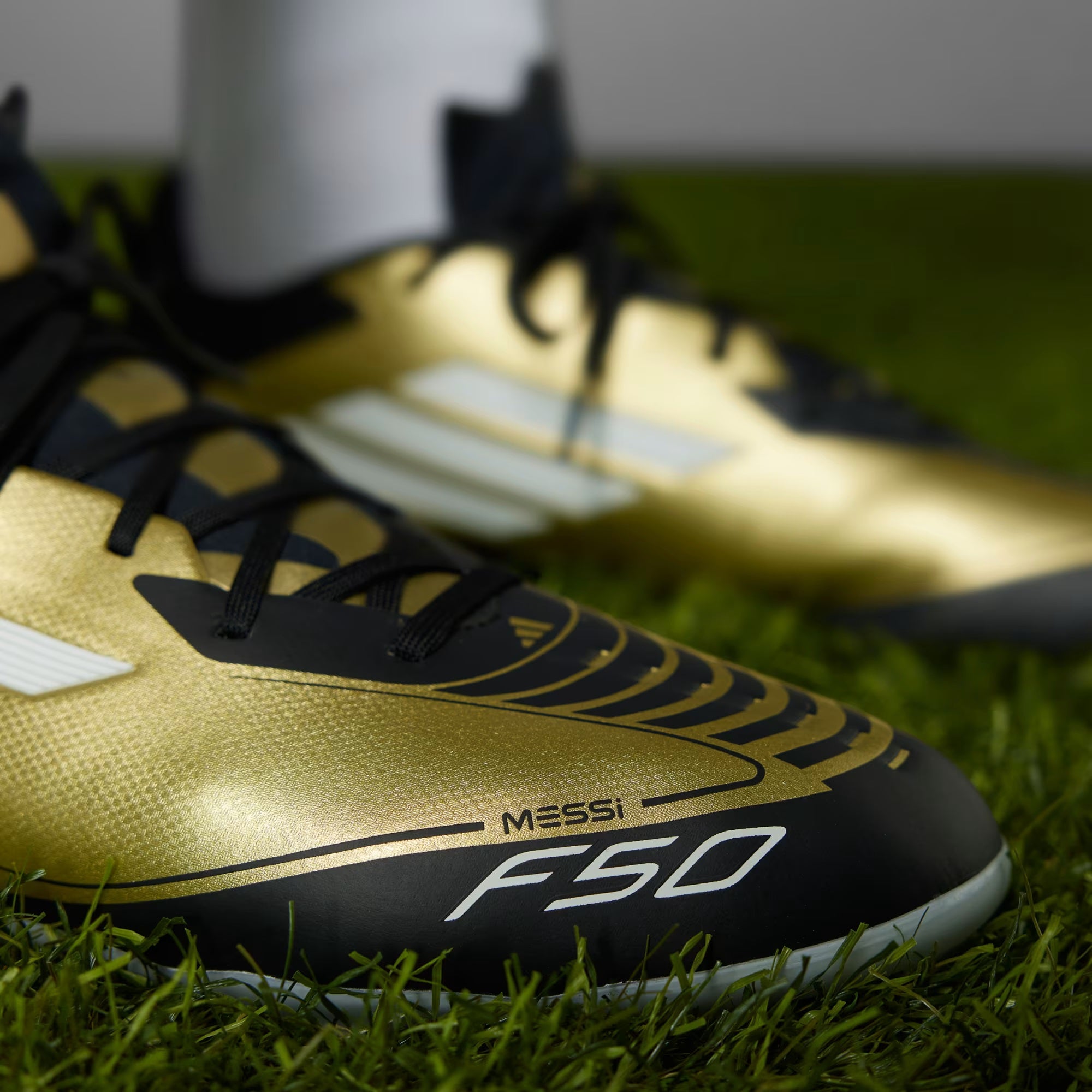 F50 Messi League FG/MG [Black/Gold] – Tursi Soccer Store