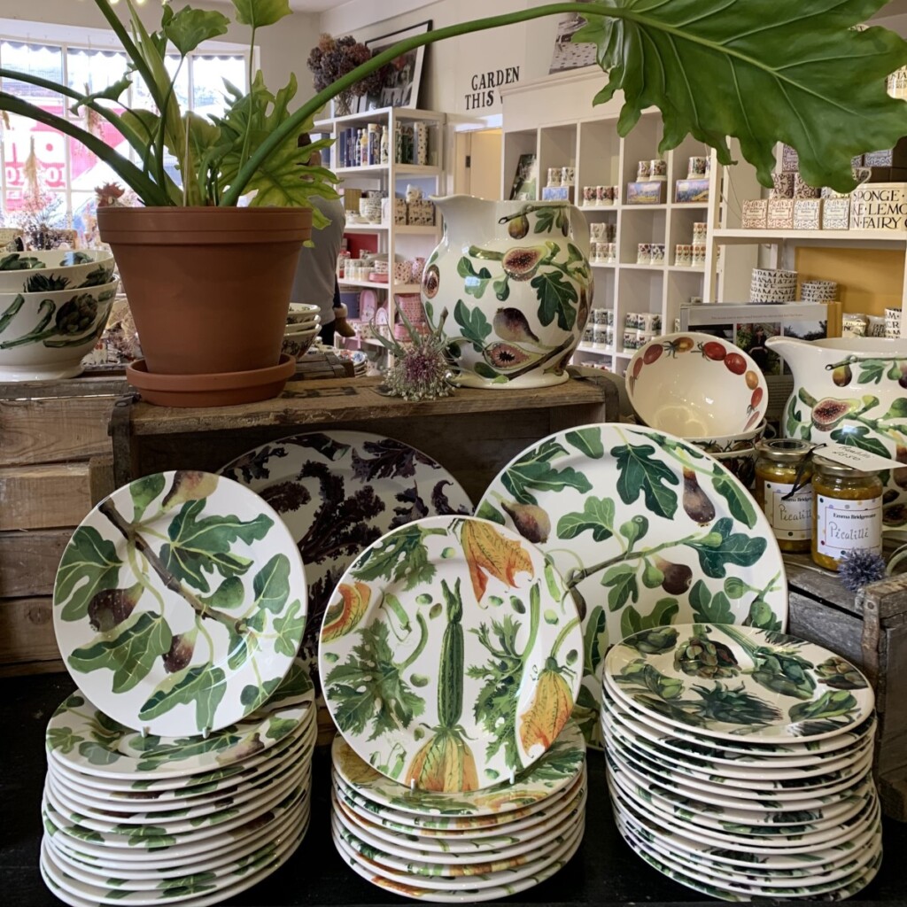 エマ・ブリッジウォーター』のファクトリーを一日満喫しちゃおう！