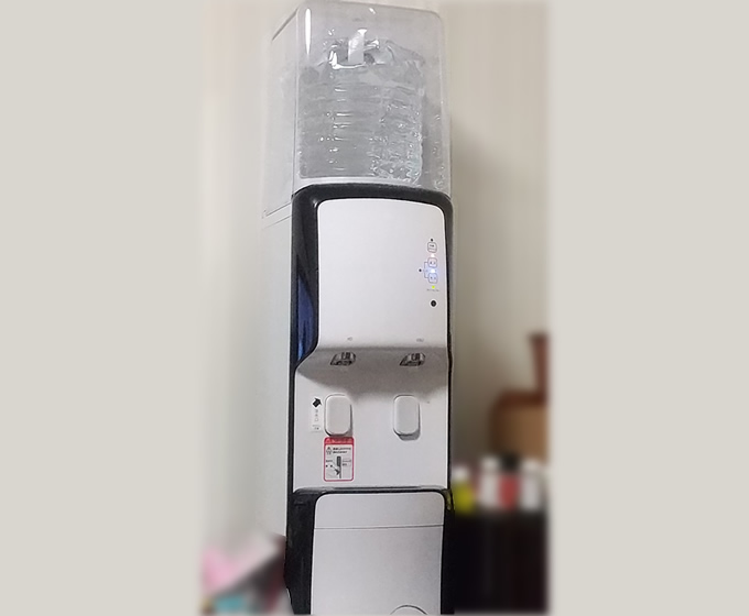 ウォーターサーバー Grande| 冷水・温水対応・お子様も安心チャイルド