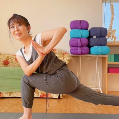 身体目覚める太陽礼拝 | 茨城大洗のヨガ教室|大洗海風ヨガスタジオ