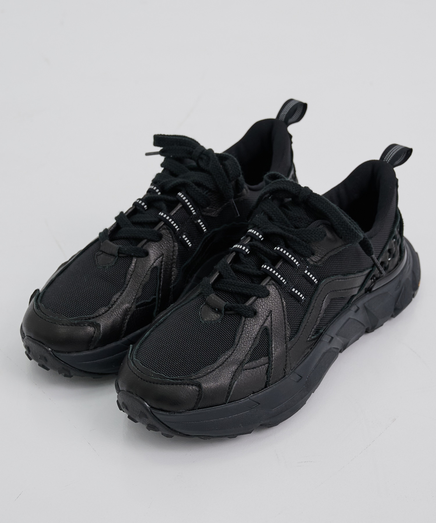 残りわずか｜再入荷なし〉LEATHER MESH Vibram SHOES(1 BLACK