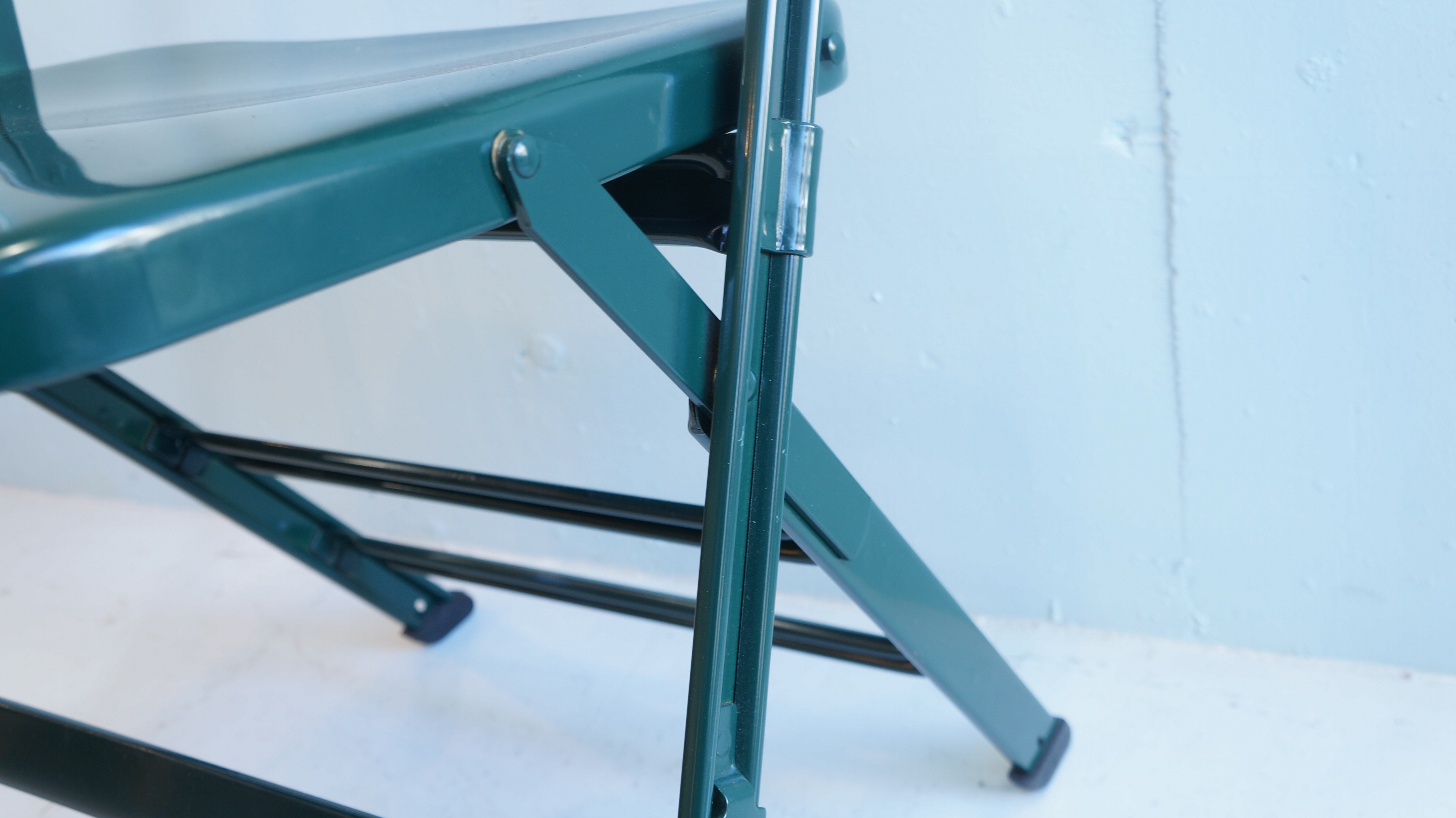 PACIFIC FURNITURE SERVICE ALL STEEL FOLDING CHAIR made by CLARIN