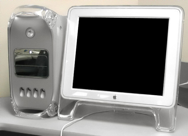 M8839 Powermac G4 Single 1GHz with *17″ APPLE CINEMA DISPLAY