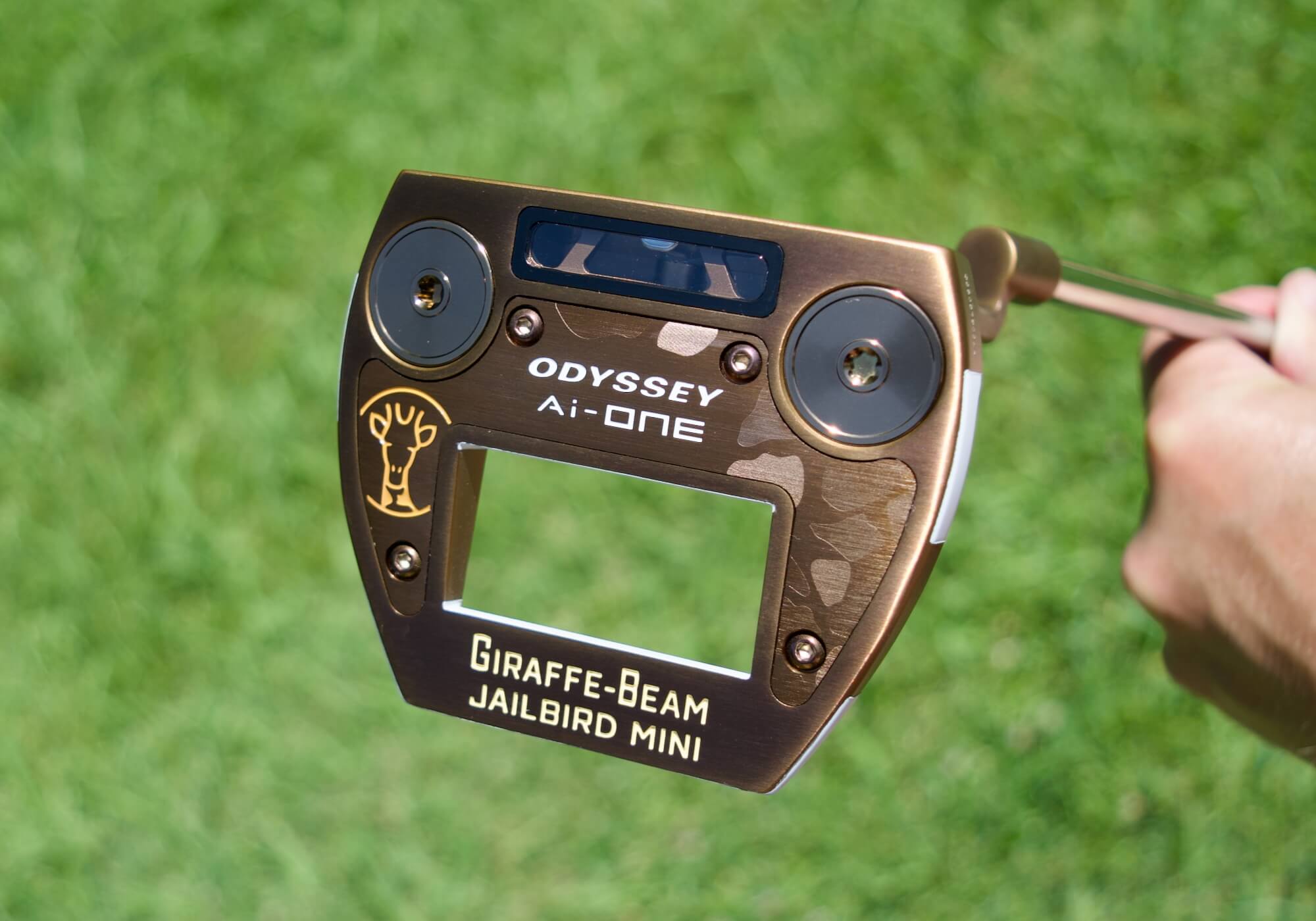 Odyssey Sticks Their Neck Out With The New Giraffe Beam Putters