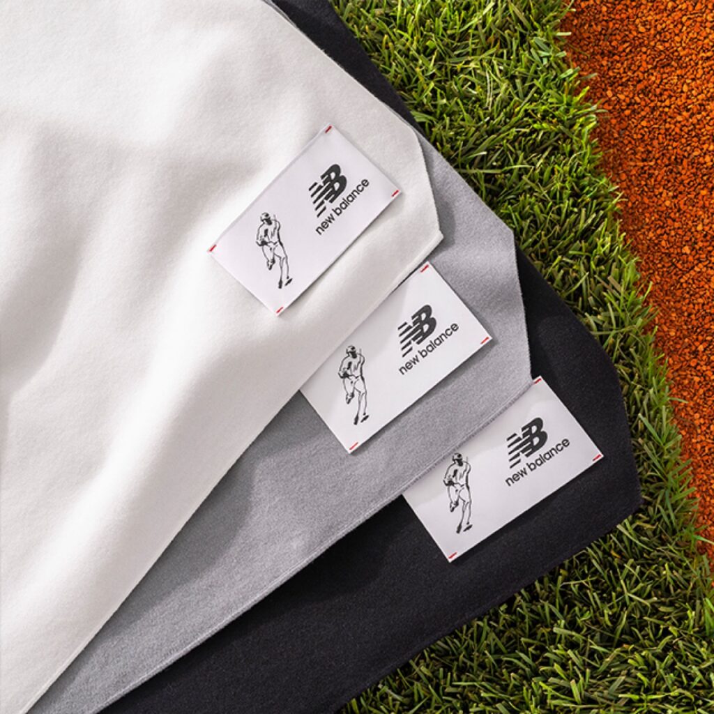 New Balance x 大谷翔平 シグネチャーロゴをあしらった各44着限定記念T