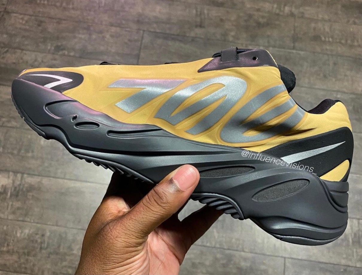 adidas】YEEZY BOOST 700 MNVN “HONEY FLUX”が国内9月20日に発売予定