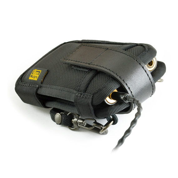 D737,D859：SONYウォークマン ZX300用 縦型キャリングケース／Type-A