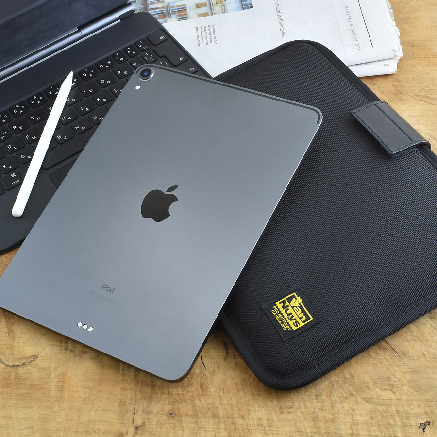 E227：iPad Pro 11インチ＋Magic Keyboard用 薄型キャリングケース