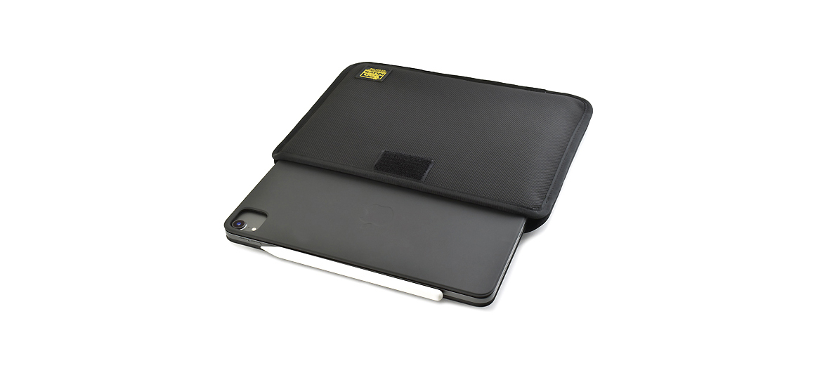 E227：iPad Pro 11インチ＋Magic Keyboard用 薄型キャリングケース
