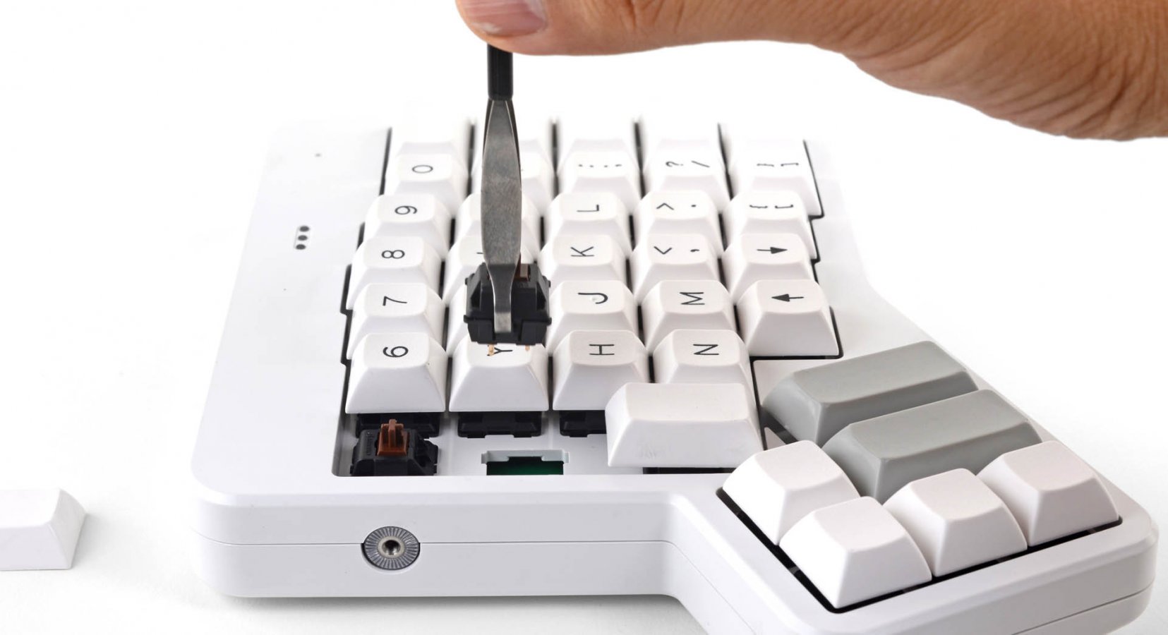 ZSA's ErgoDox EZ Keyboard Merges Ergonomics with Environmental