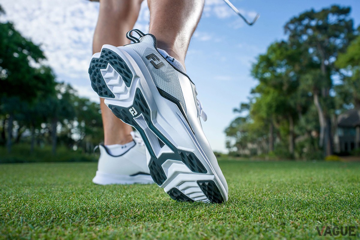 フットジョイの新スパイクレス・ゴルフシューズは「史上最軽量」級