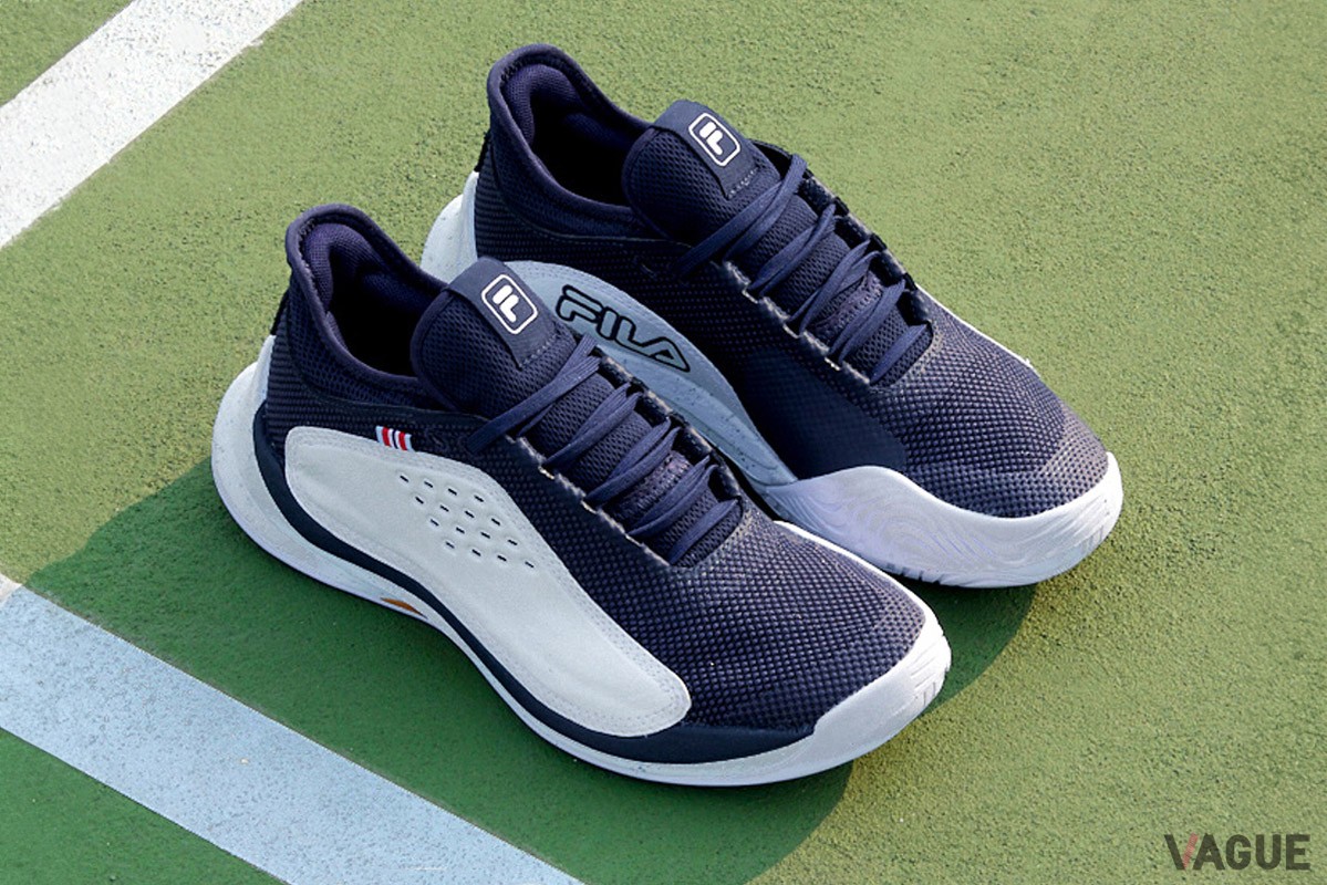 名作“バッシュ”を参考にしたルックスがおしゃれ！ プロの足元も支える