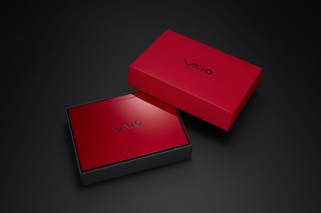 VAIO理想の「赤」で染め上げた「RED EDITION」モデルが 個人向け