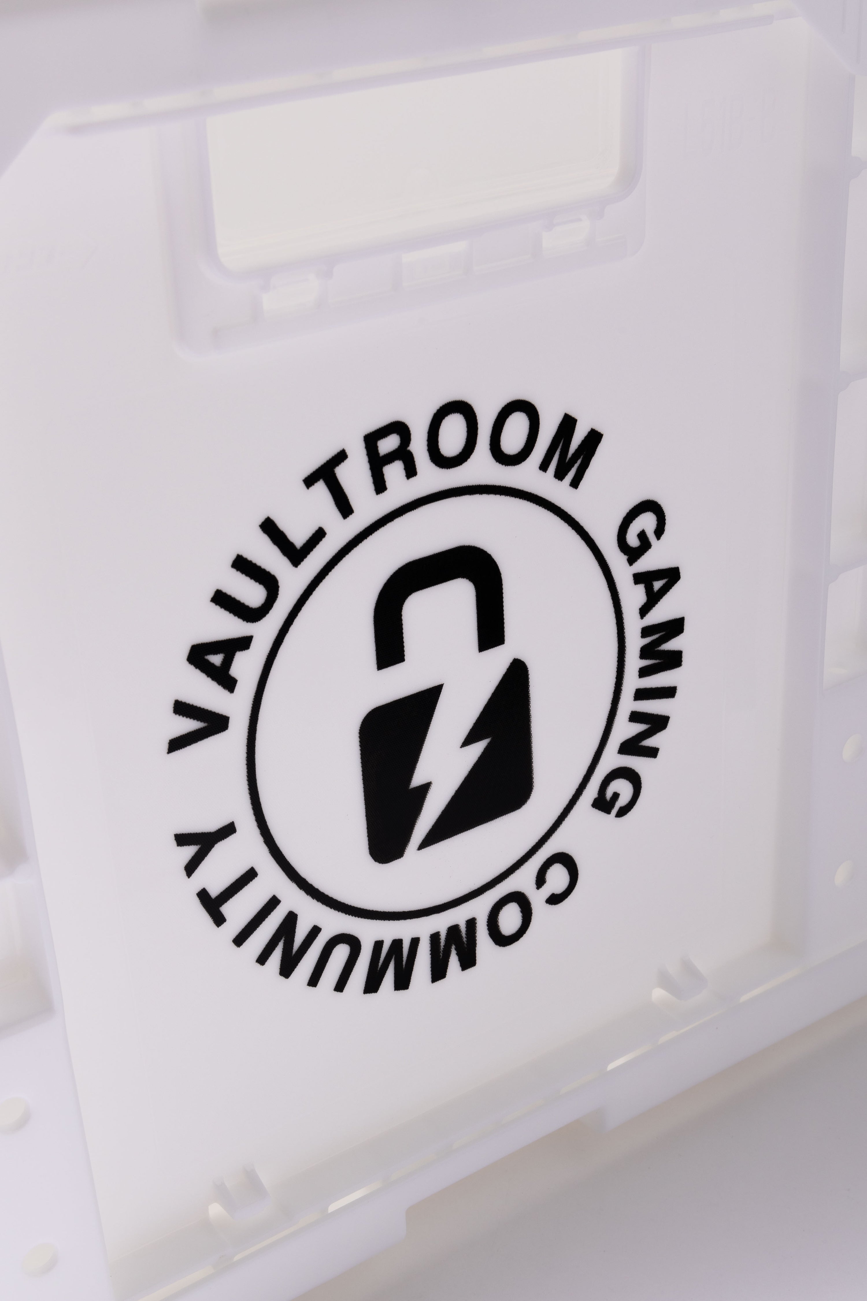 VAULTROOM CONTAINER / WHT
