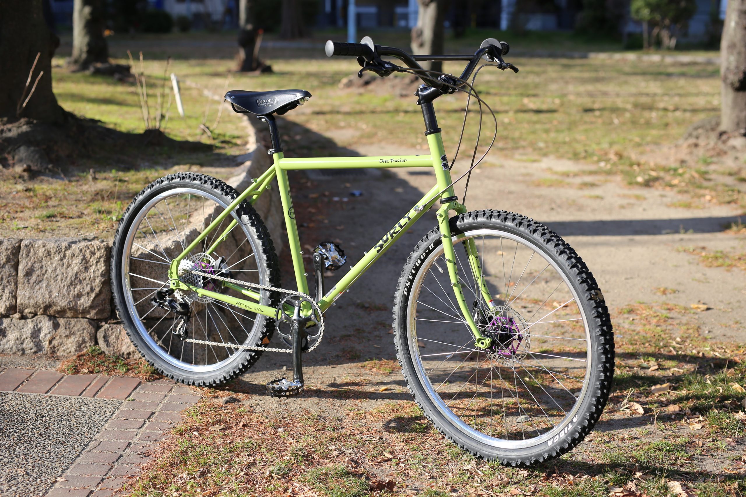 SURLY Disc TruckerをオールドMTB風に。 – velo life UNPEU 中津店
