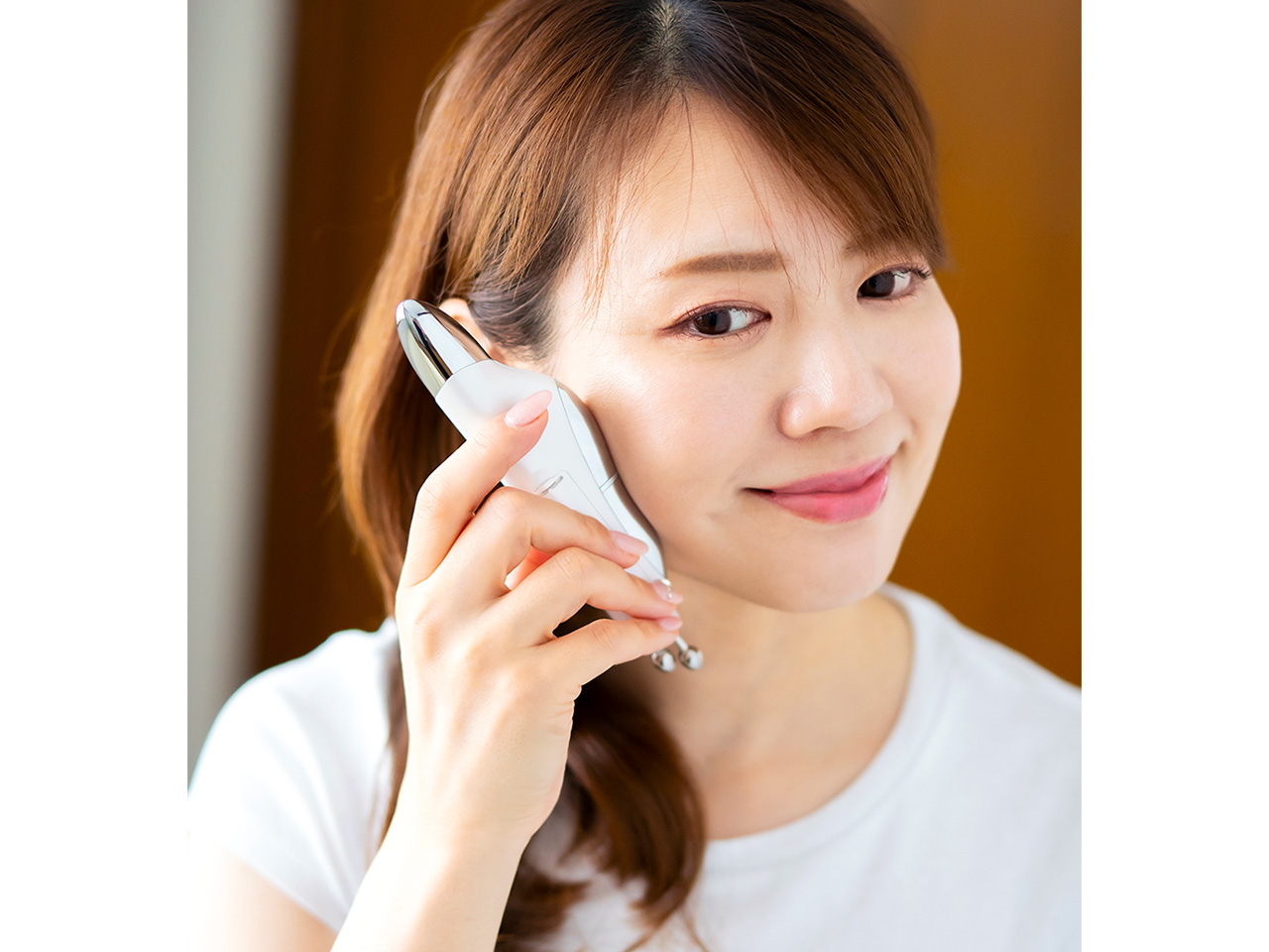 ブランフィーネ スーパートリプルブースター EMS美顔器 2本使いは