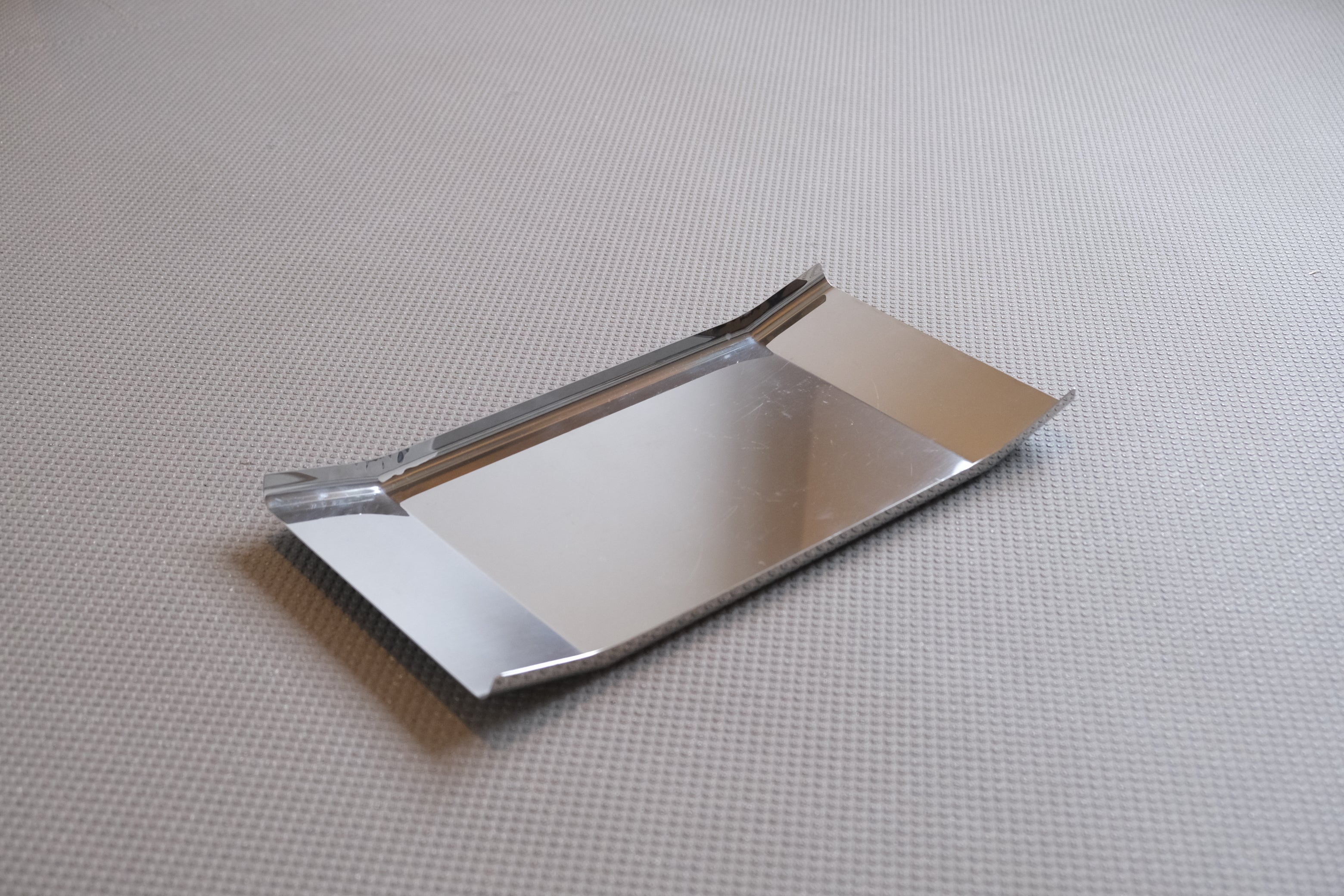 廃盤・デッドストック】ALESSI エンツォ・マリ ARRAN トレイ｜Enzo