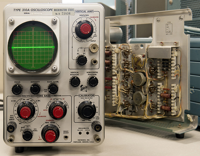 453 Oscilloscope