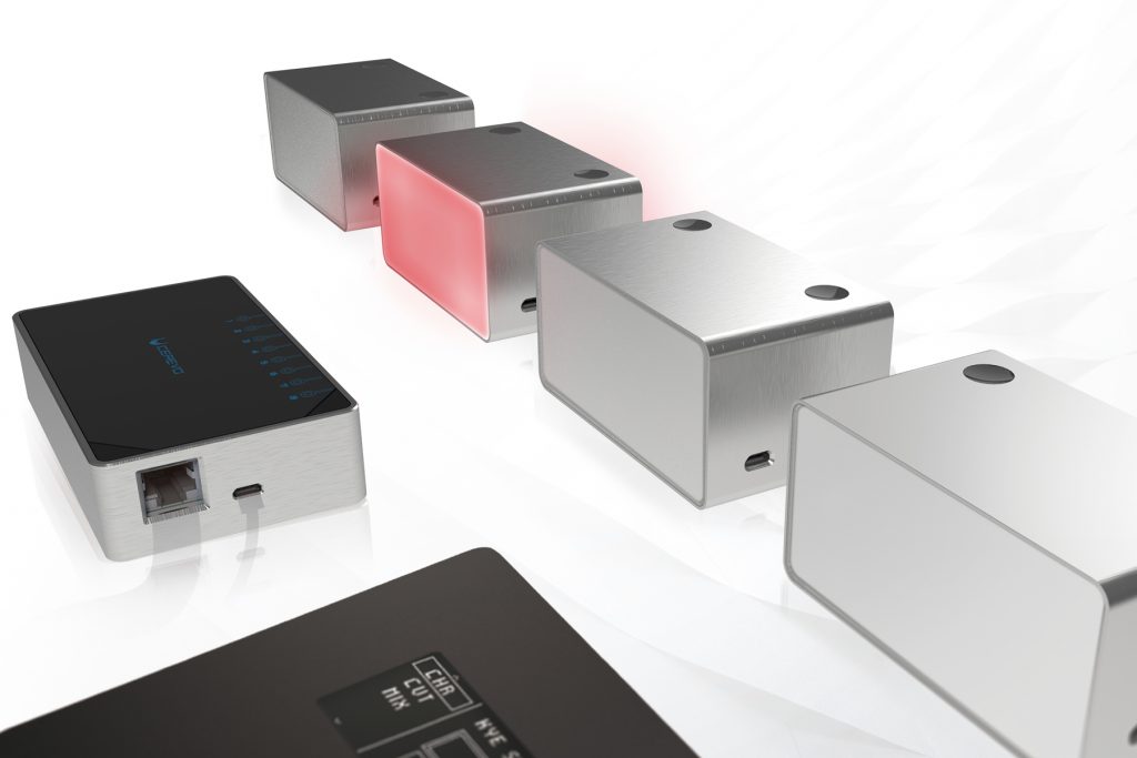 Cerevo、5万円を切るワイヤレス対応のタリーランプシステム「FlexTally